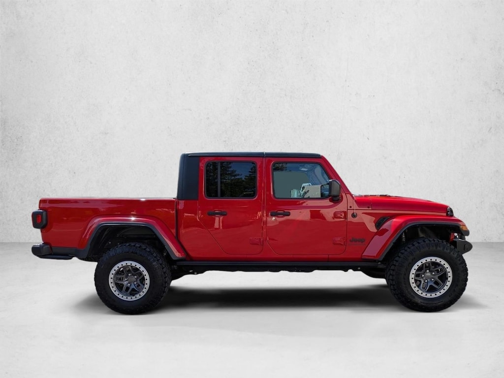 Used 2020 Jeep Gladiator Sport S Crew Cab Pickup
