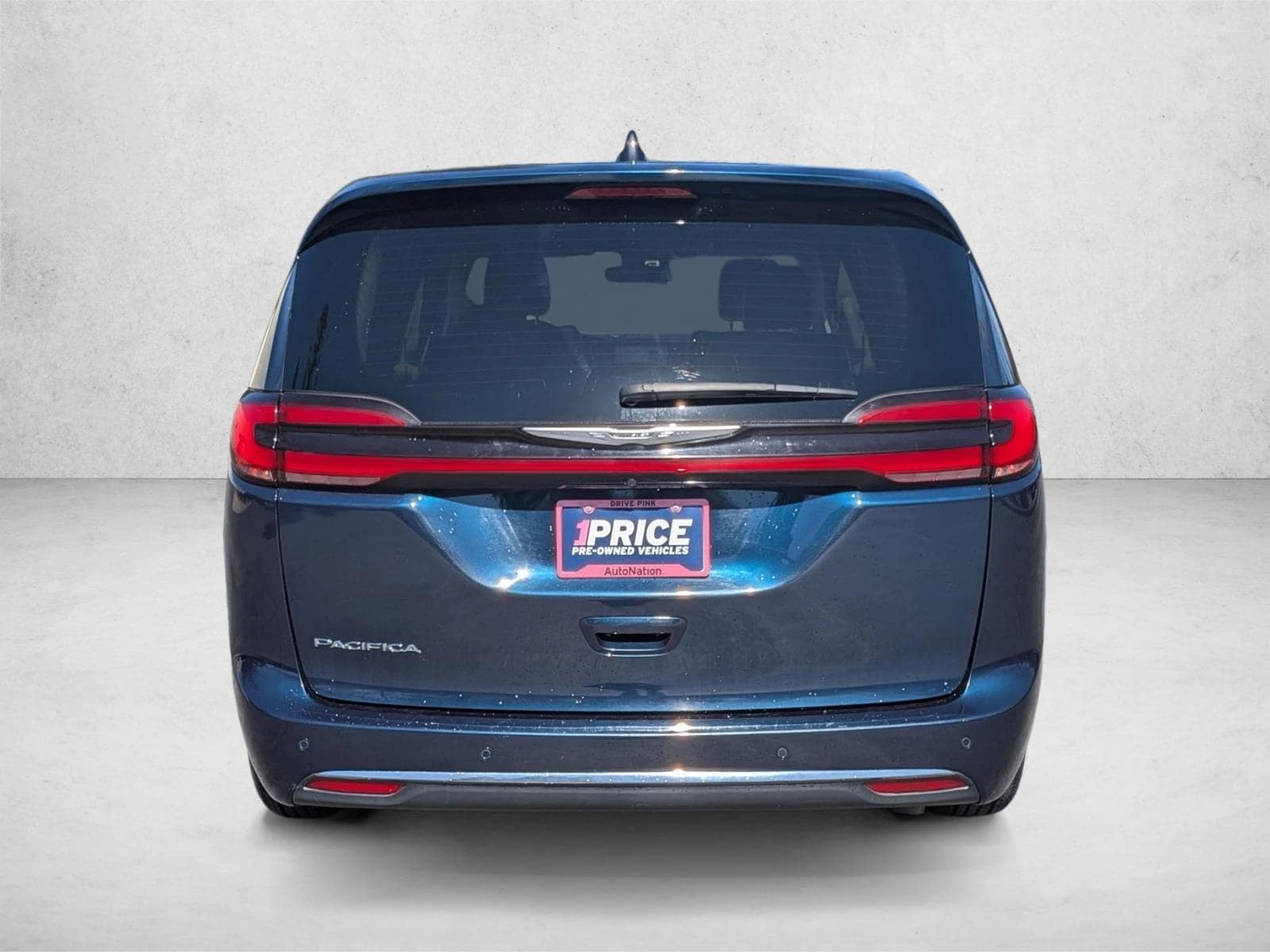 2023 Chrysler Pacifica Touring L photo 6