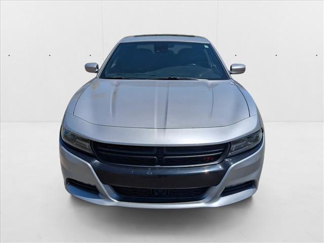 2016 Dodge Charger R/T photo 2