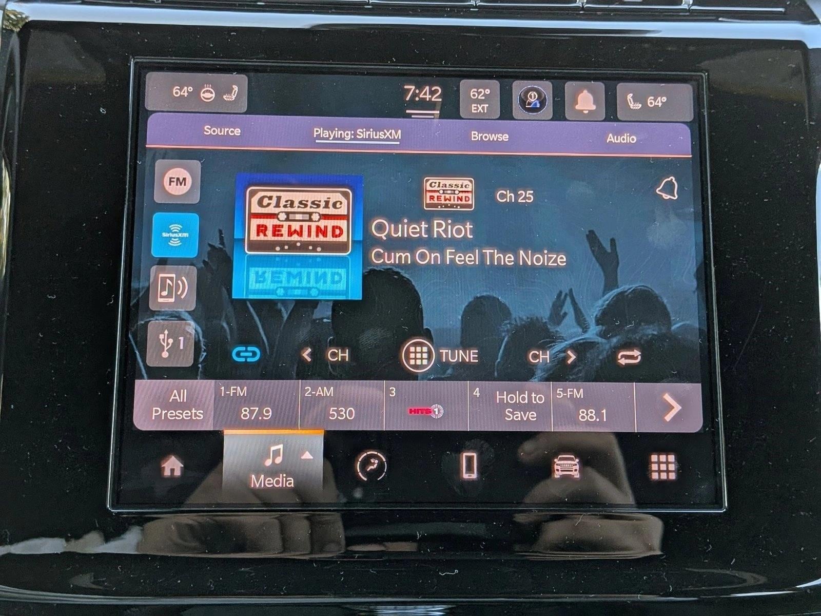 2025 Jeep Grand Cherokee L Laredo - Photo 12