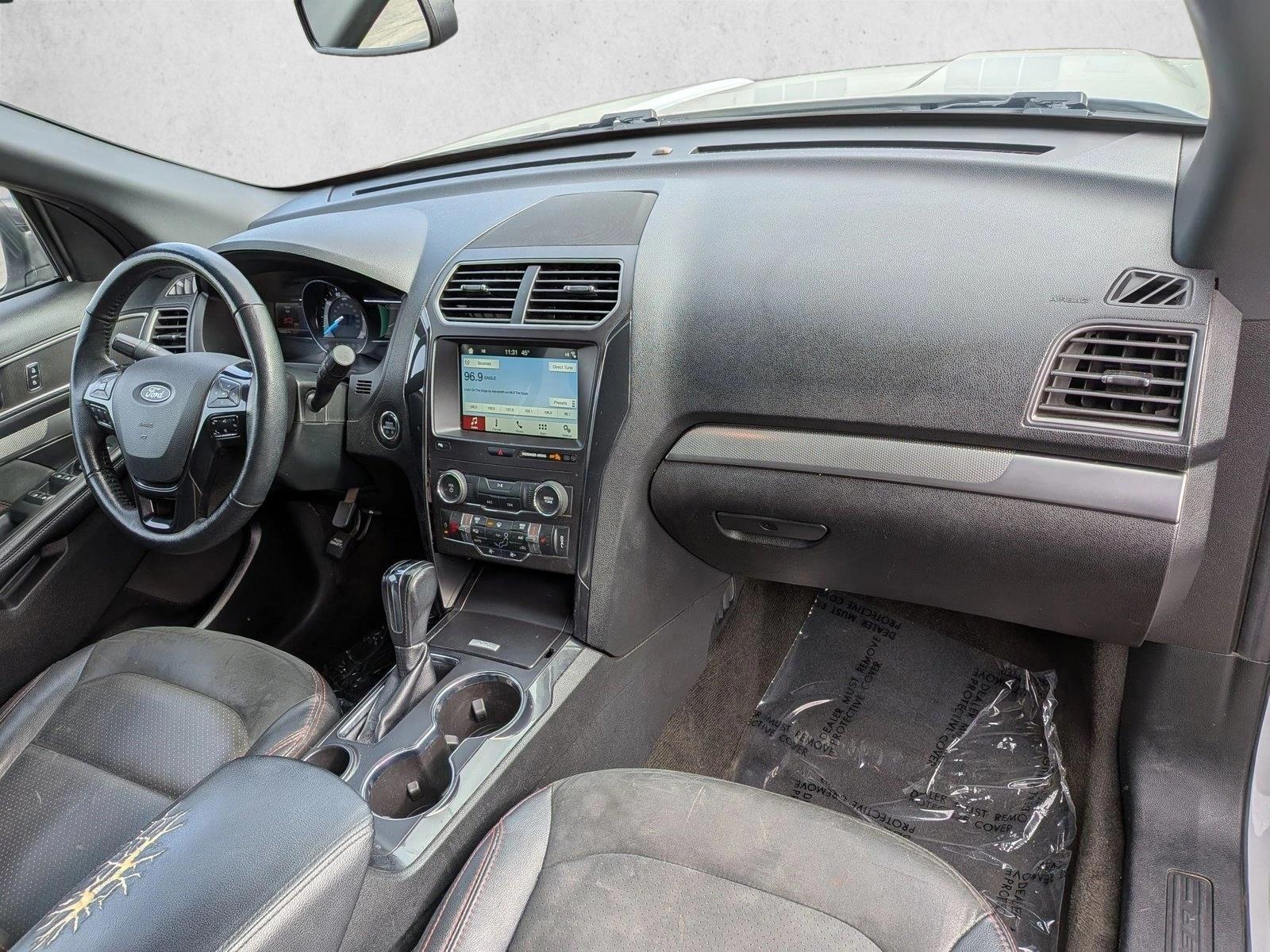 2018 Ford Explorer XLT - Photo 21