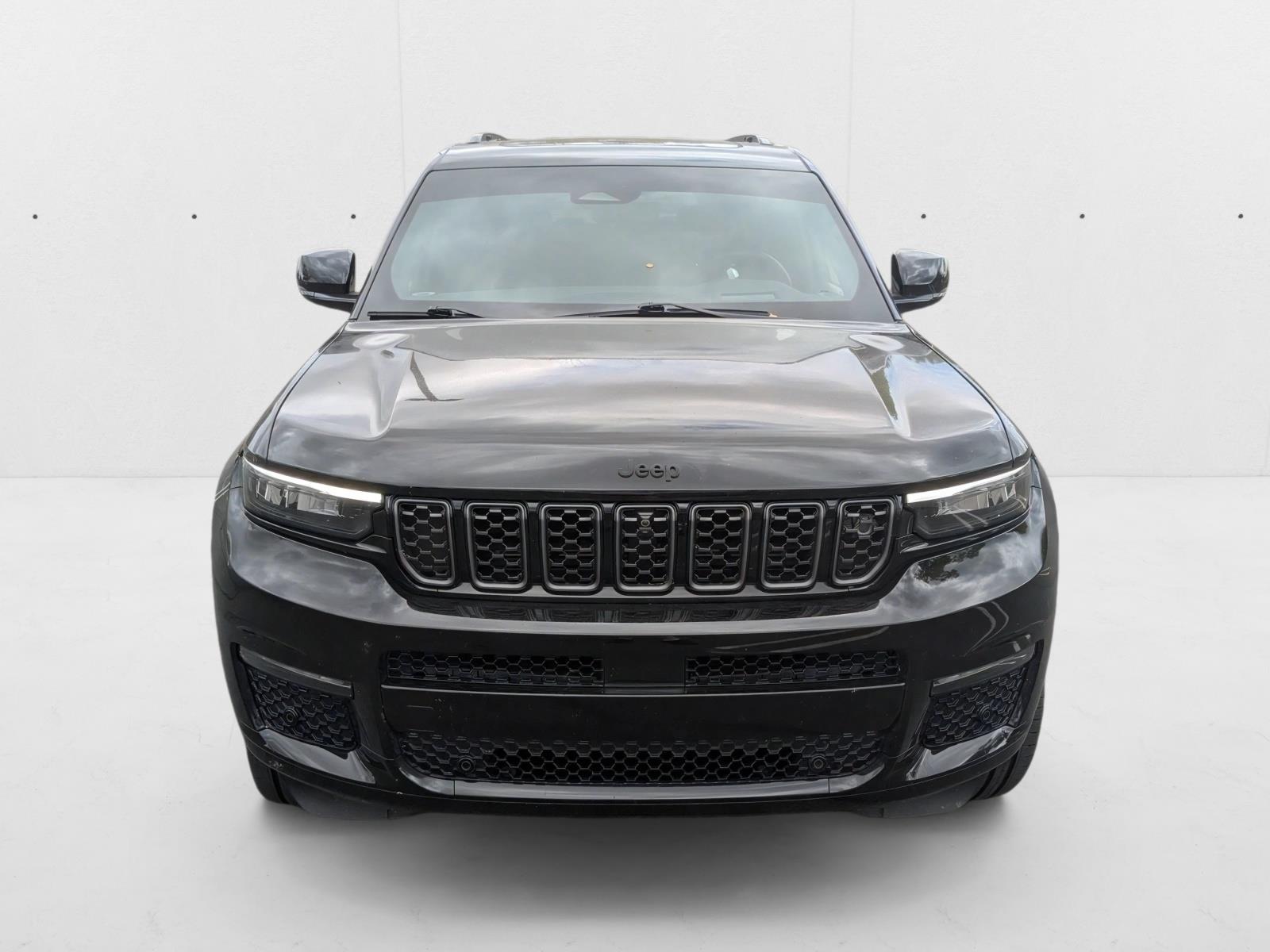 2023 Jeep Grand Cherokee L Summit Reserve photo 2