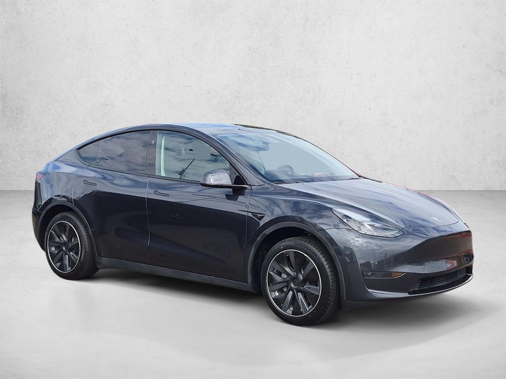 Used 2024 Tesla Model Y Sport Utility