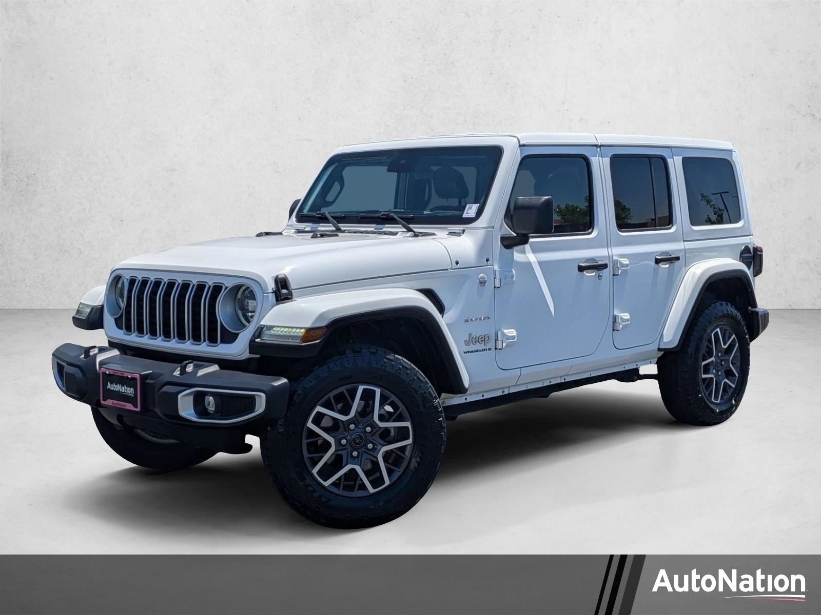 2024 Jeep Wrangler Sahara's photo