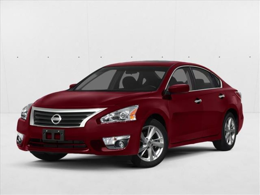 Used 2014 Nissan Altima 2.5 SV 4dr Car