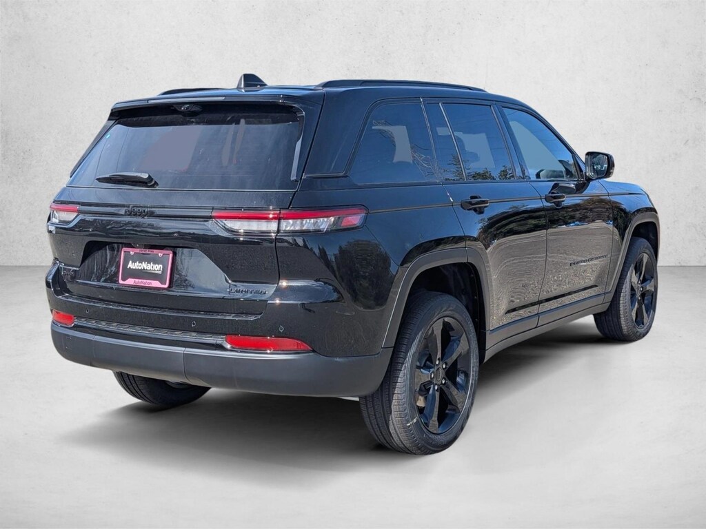 New 2025 Jeep Grand Cherokee Limited SUV