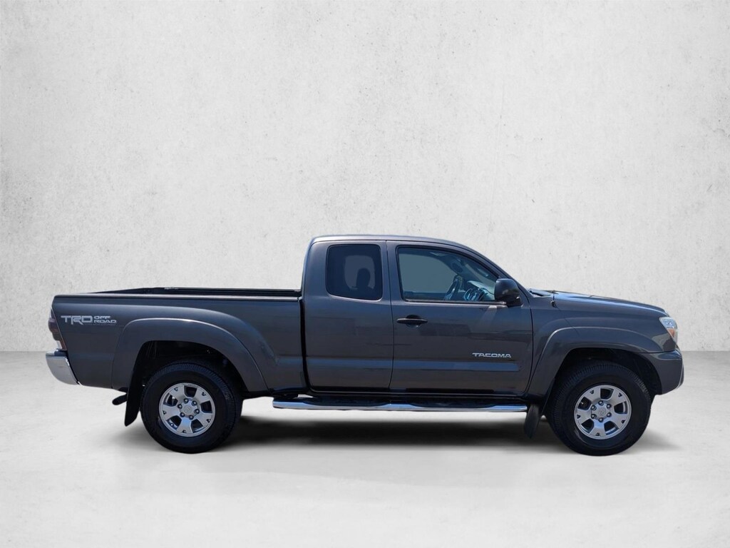 Used 2013 Toyota Tacoma PreRunner Extended Cab Pickup