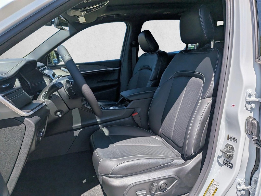 New 2026 Jeep Grand Cherokee Limited Reserve SUV