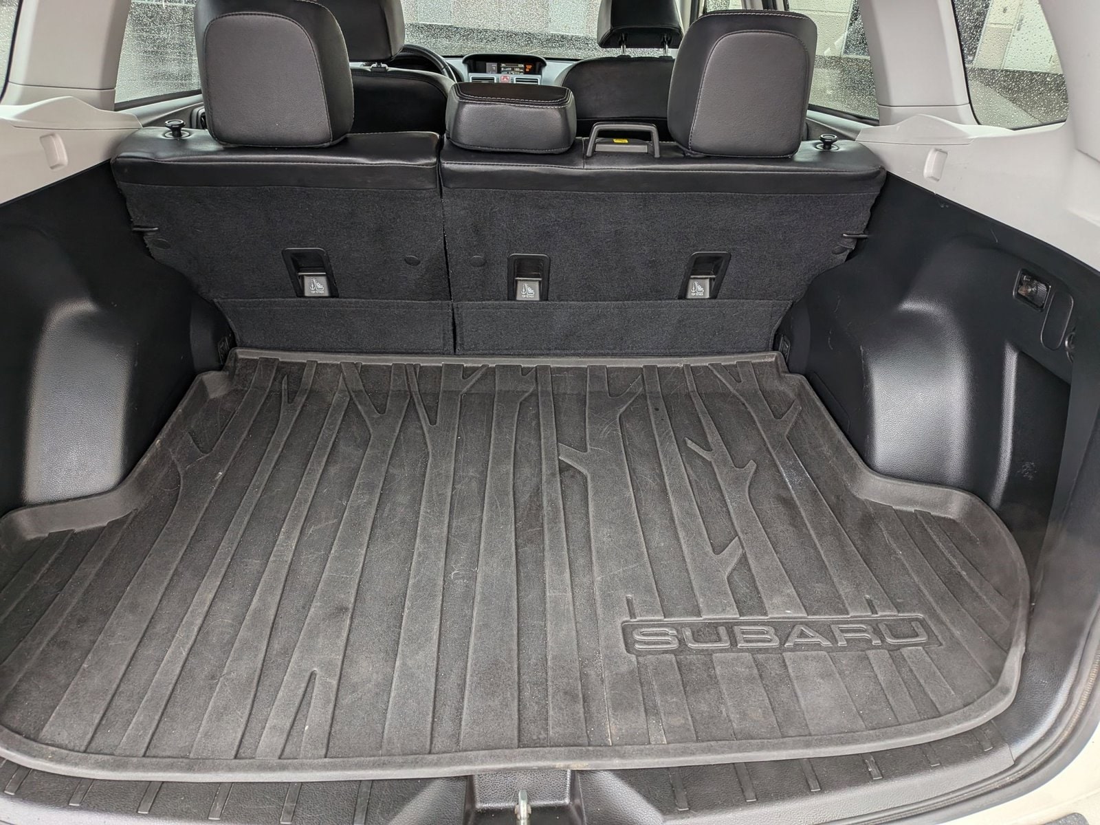 2017 Subaru Forester Premium photo 6