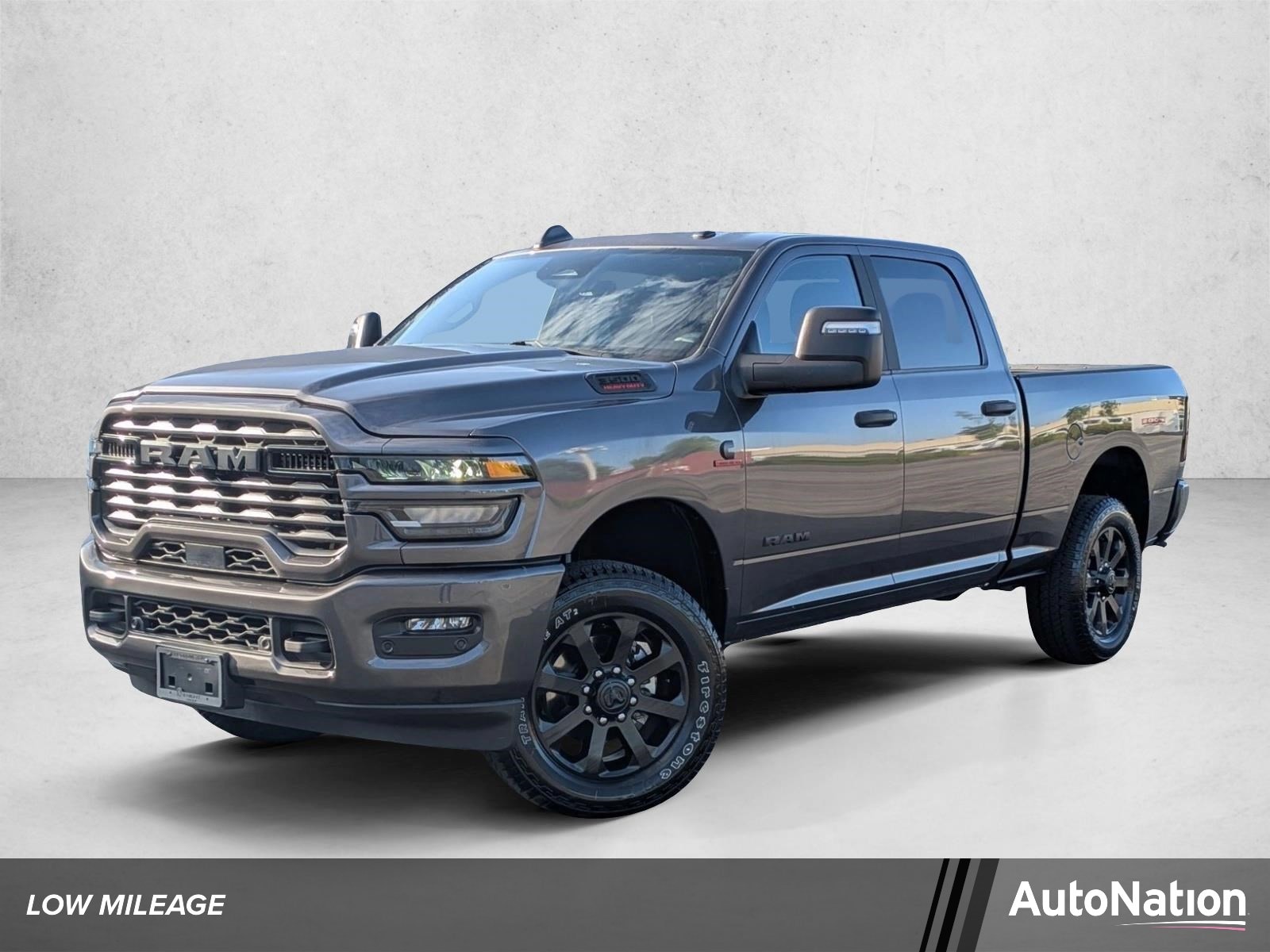 2025 RAM 3500 Big Horn 4X4 Crew Cab SWB's photo