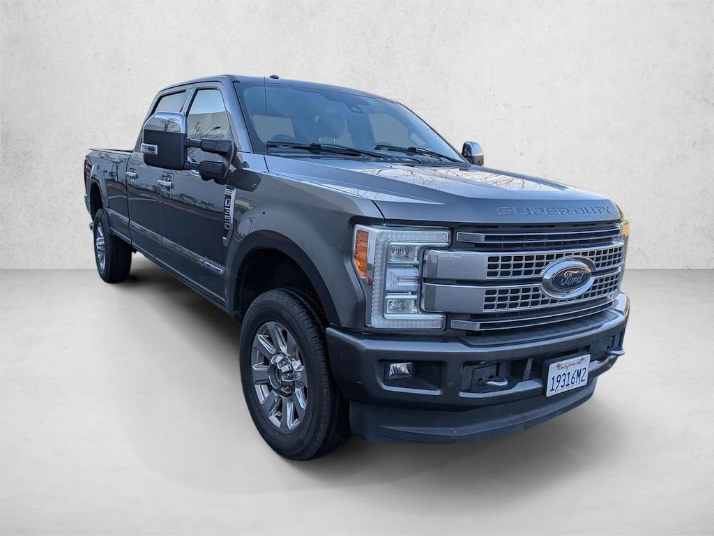 Used 2018 Ford F-350 Platinum Crew Cab Pickup