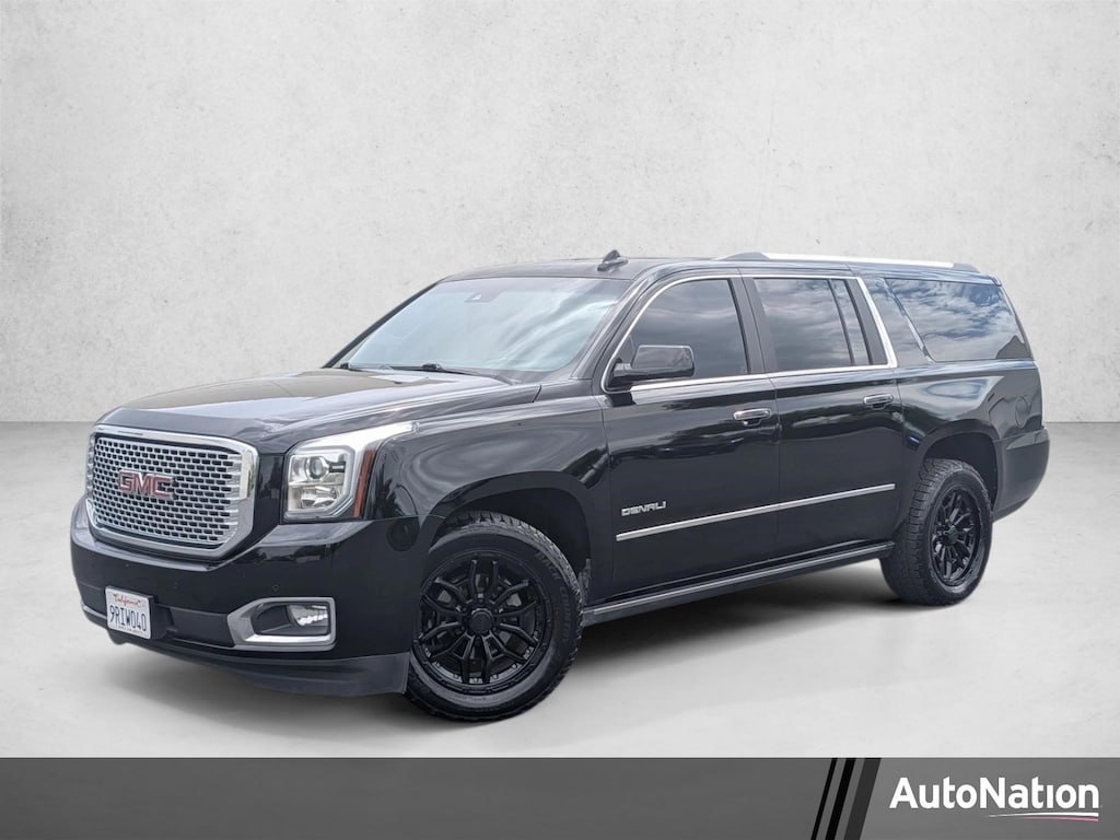 Used 2017 GMC Yukon XL Denali Sport Utility