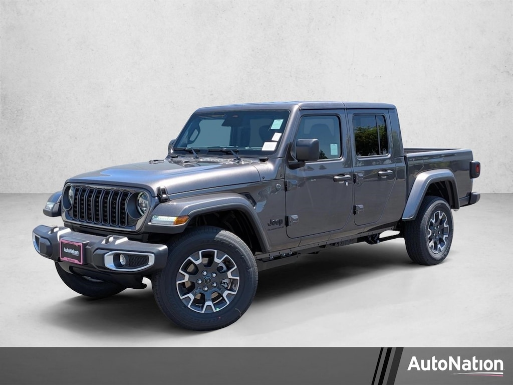 New 2026 Jeep Gladiator Sahara Truck Crew Cab
