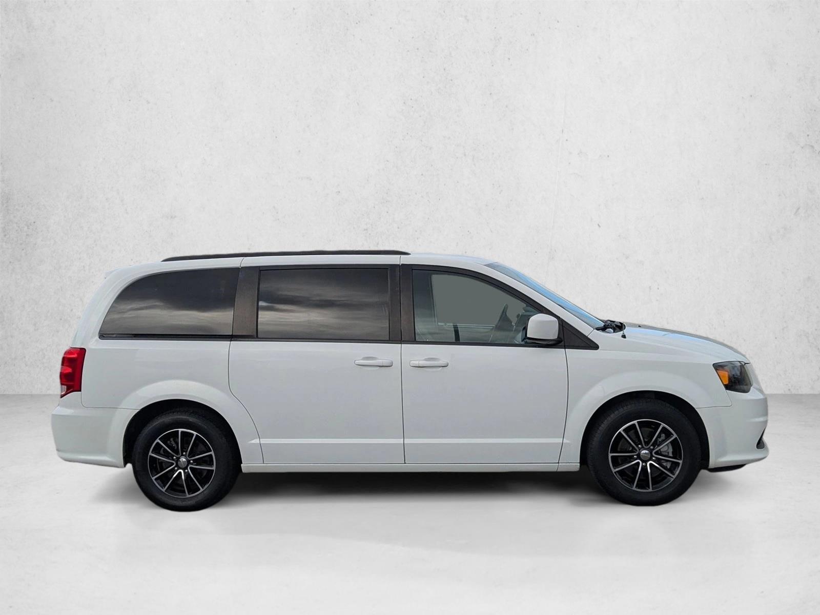 2019 Dodge Grand Caravan GT photo 4