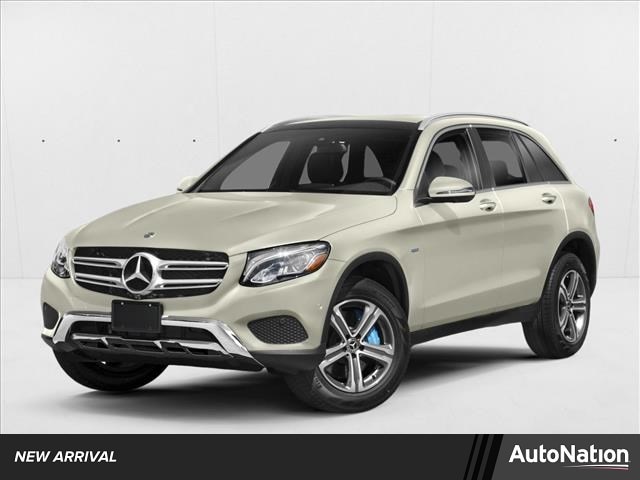 2019 Mercedes-Benz GLC GLC350e 4MATIC's photo