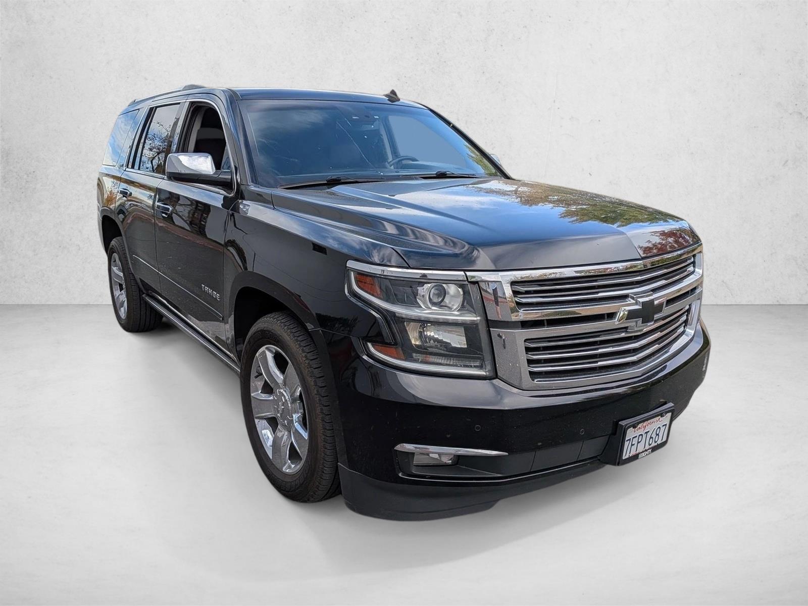 2015 Chevrolet Tahoe LTZ photo 3