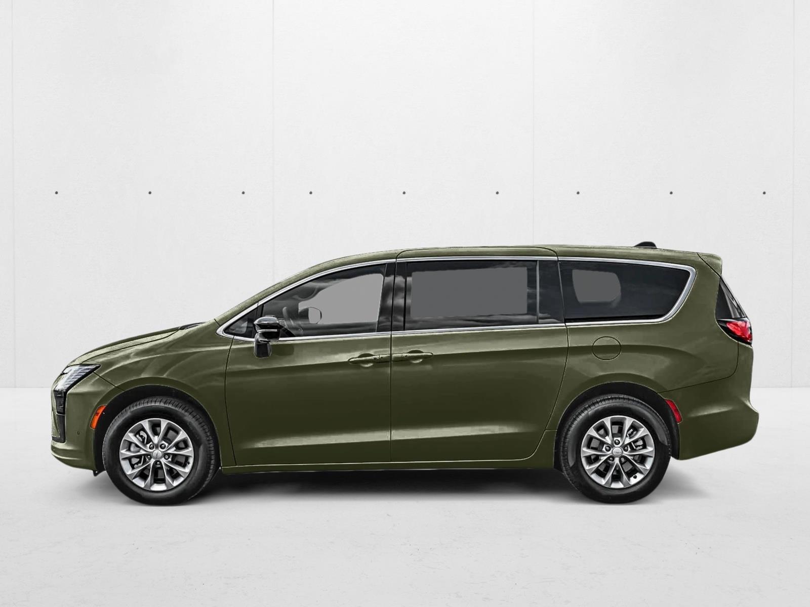 New 2027 Chrysler Pacifica Limited Van Passenger Van