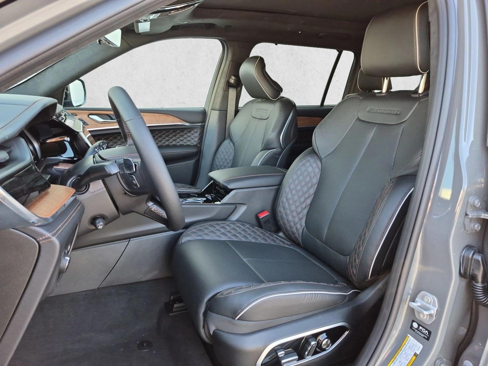 New 2027 Jeep Grand Cherokee L 3 Row Summit SUV
