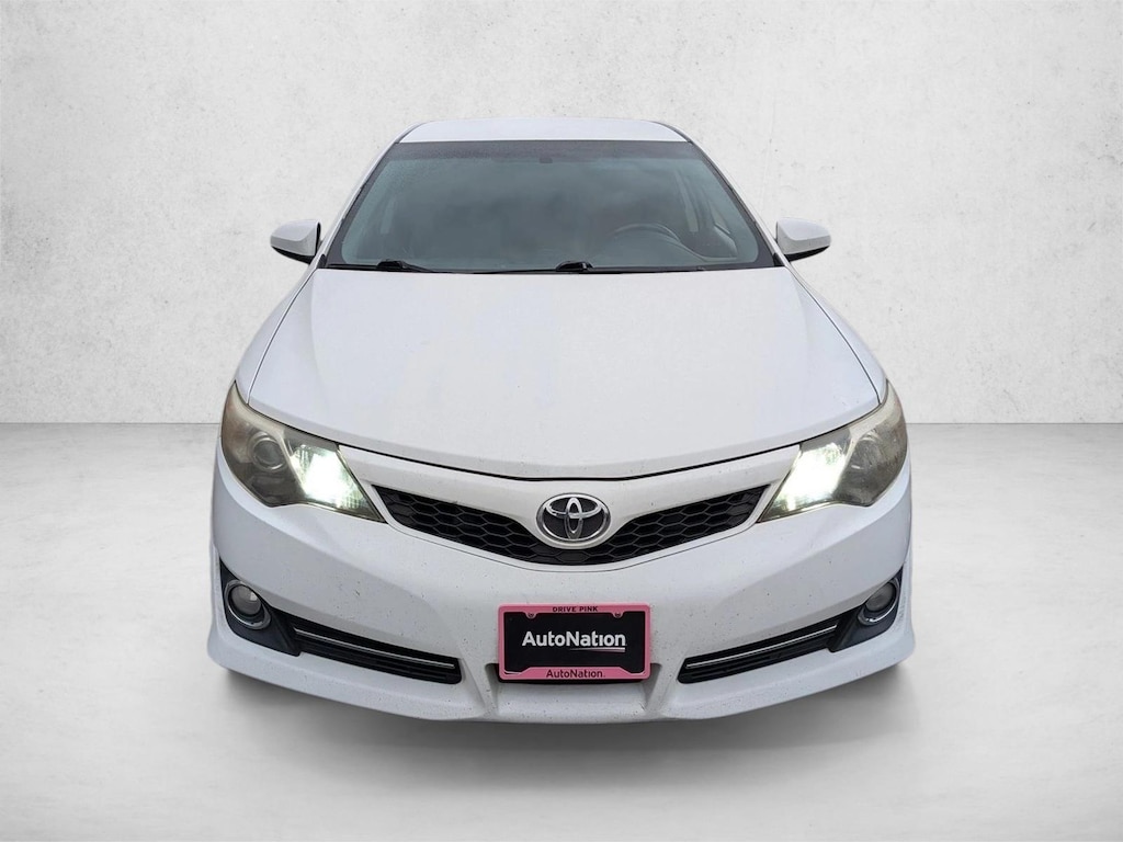 Used 2014 Toyota Camry SE 4dr Car