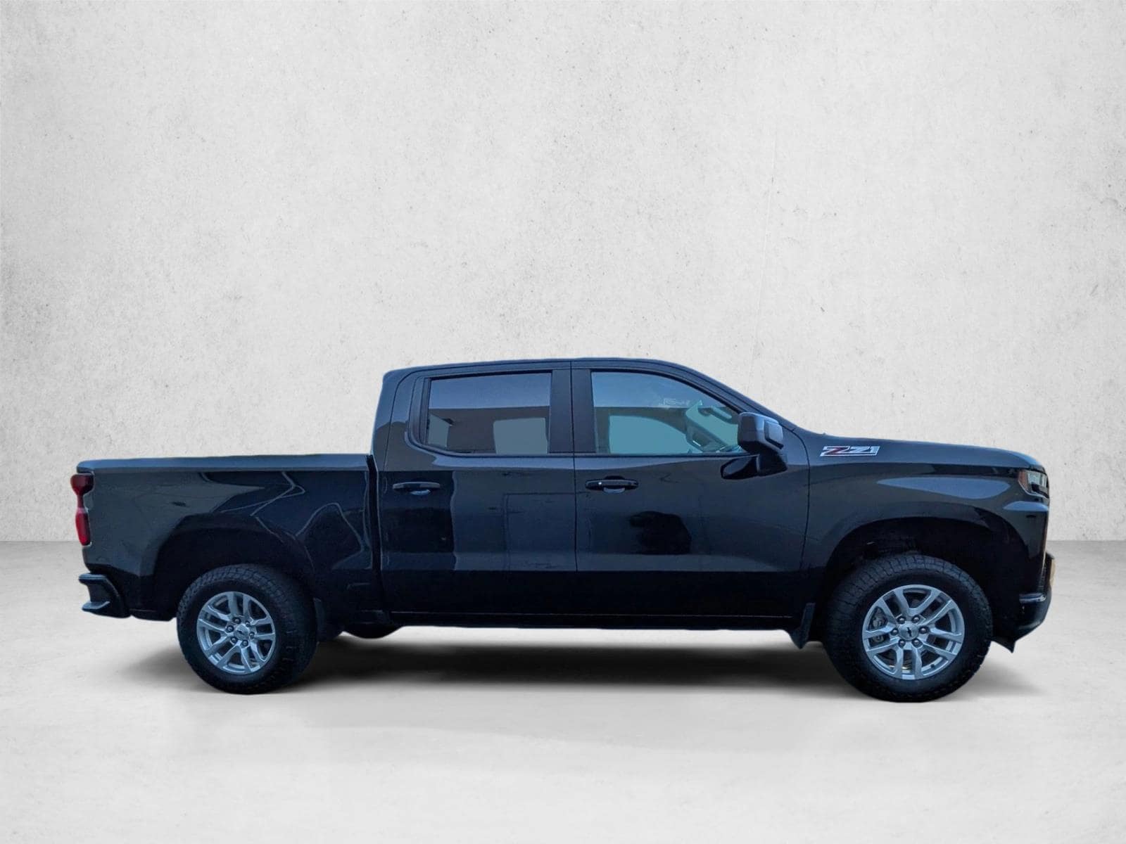 2021 Chevrolet Silverado 1500 RST photo 4