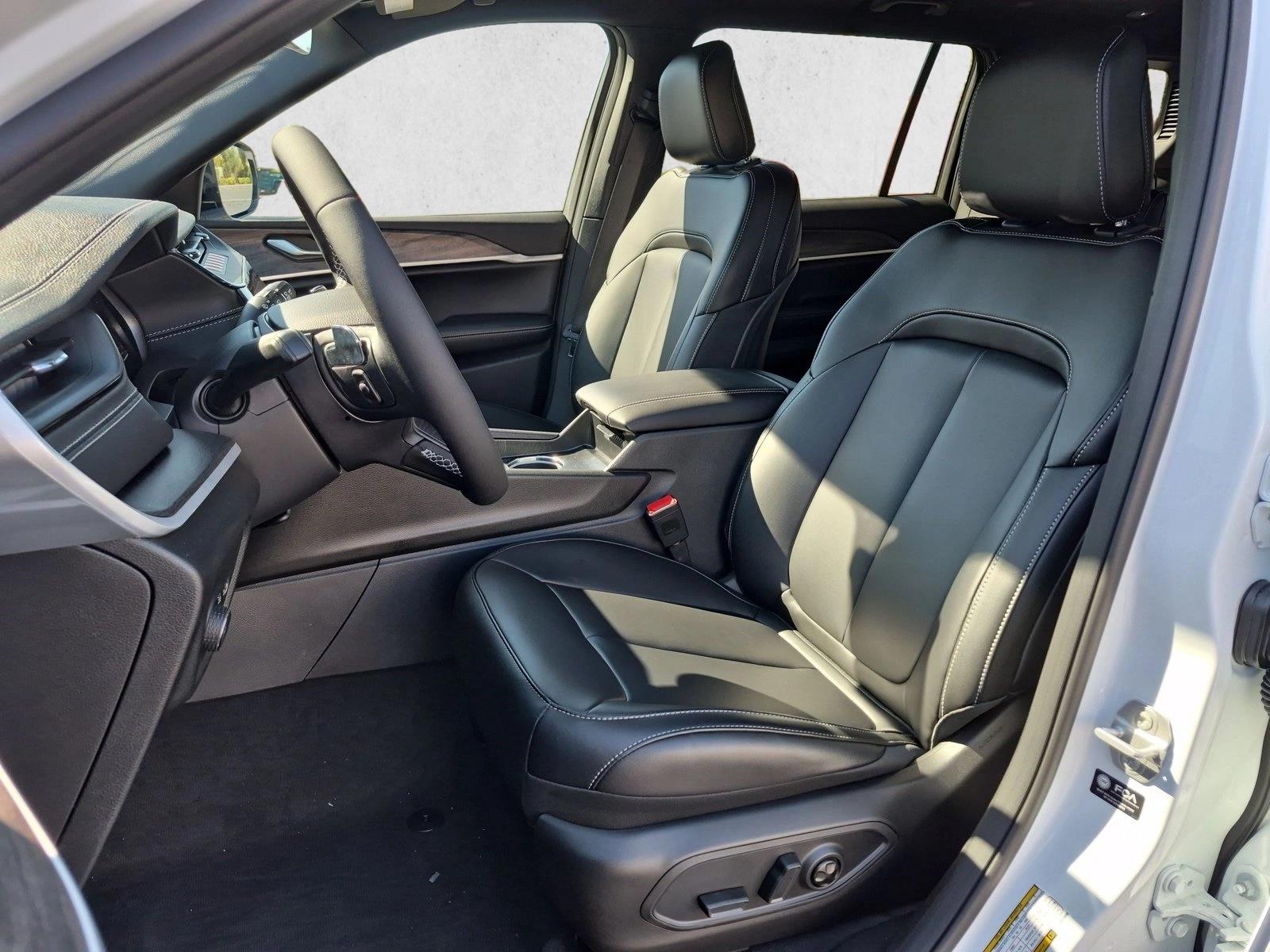 New 2026 Jeep Grand Cherokee L Limited SUV