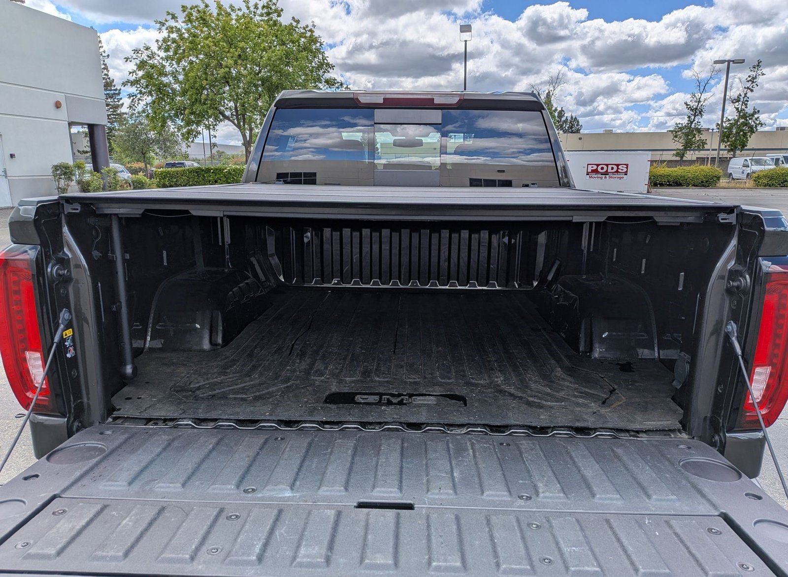 2021 GMC Sierra 1500 SLT photo 6