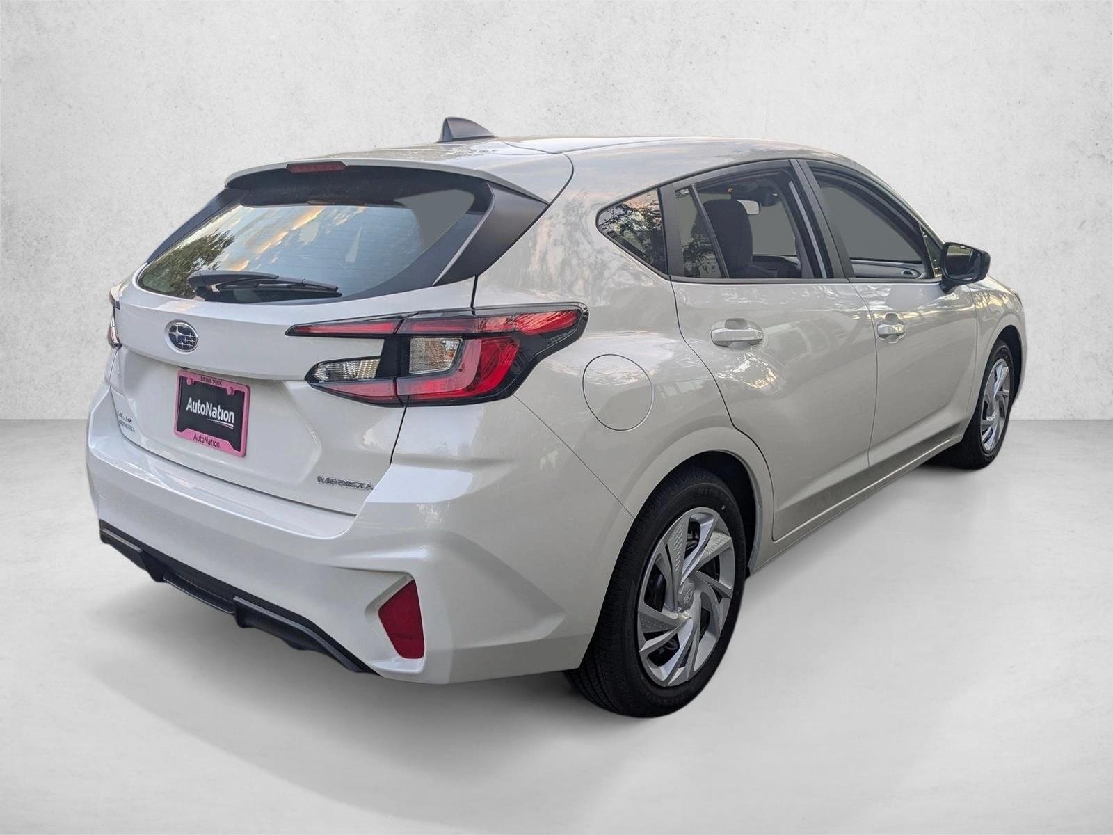 2025 Subaru Impreza photo 2