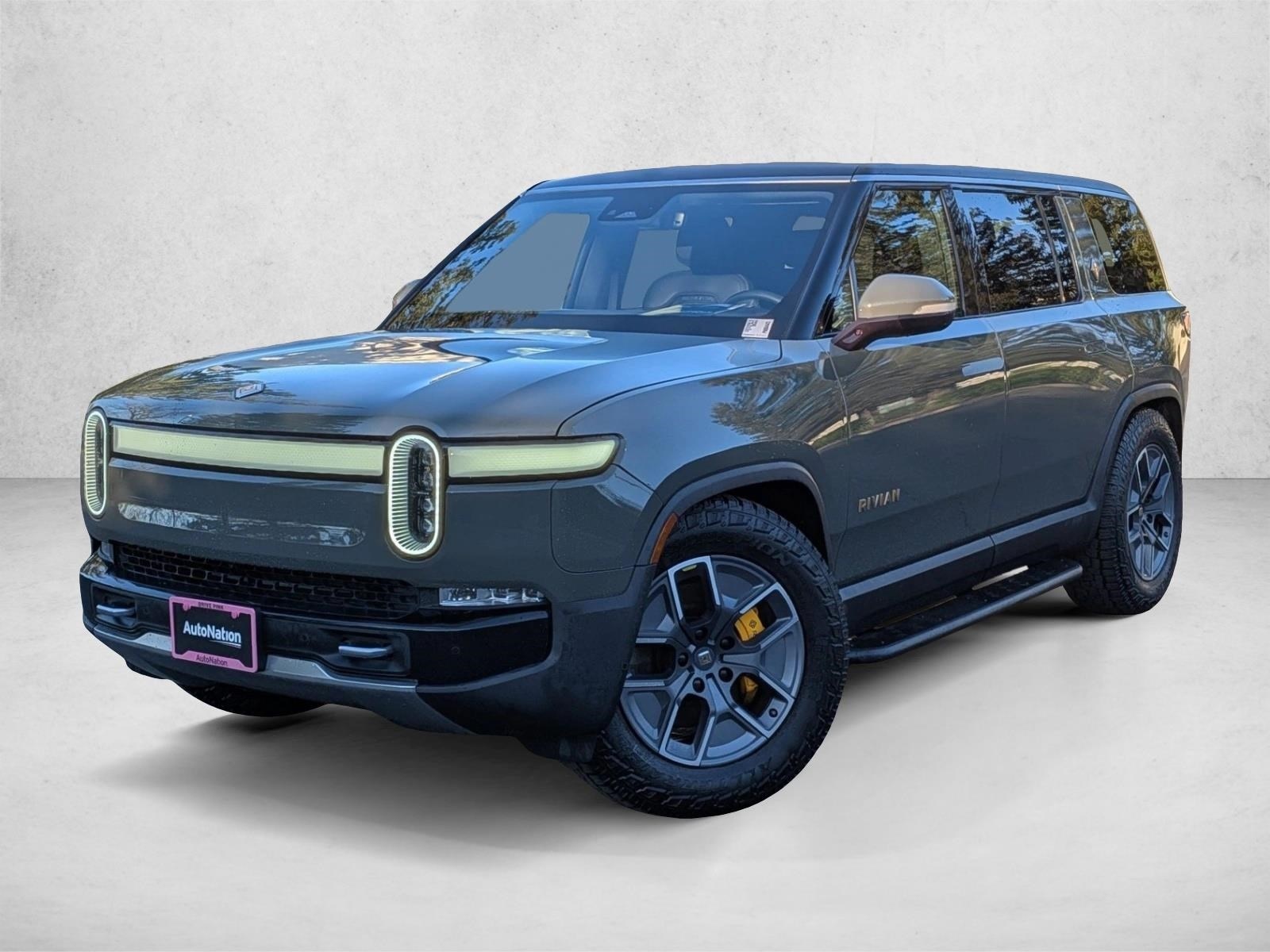 2023 Rivian R1S Adventure's photo