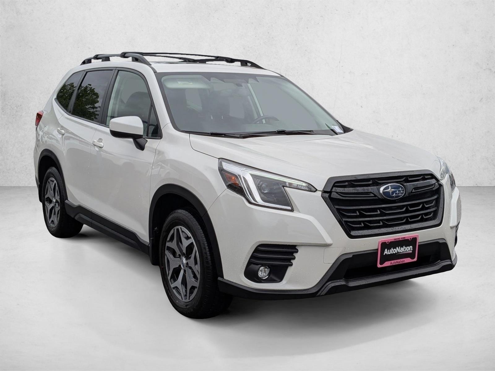 2024 Subaru Forester Premium photo 3