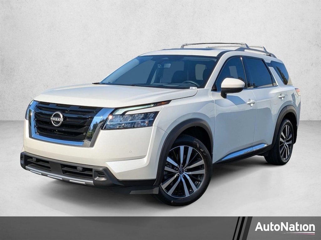 Used 2024 Nissan Pathfinder Platinum SUV
