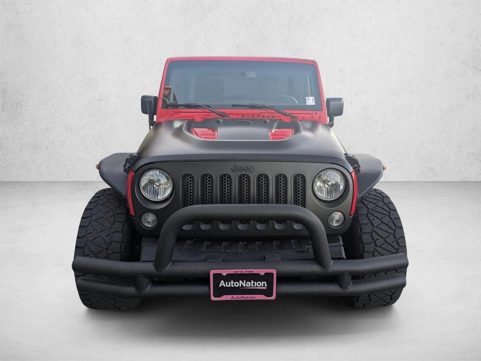 2015 Jeep Wrangler Unlimited Sport photo 2