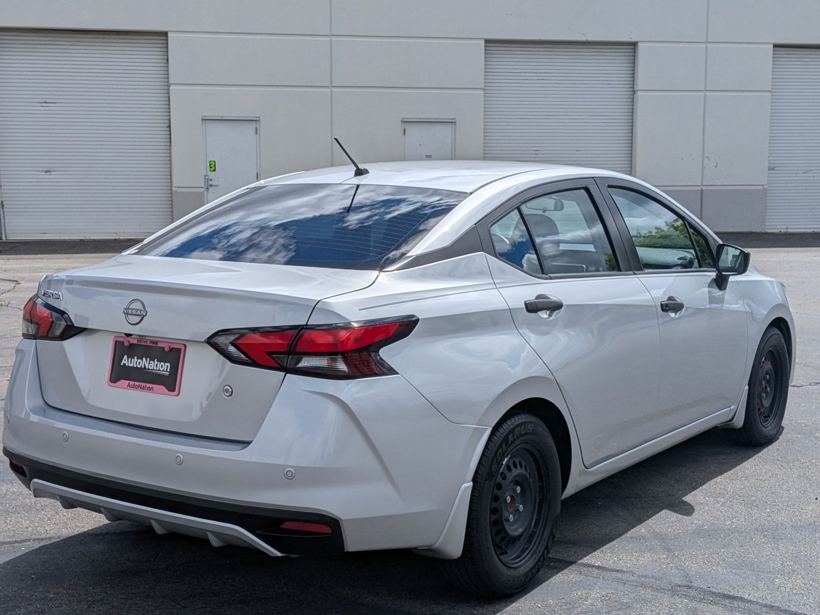 2023 Nissan Versa S photo 5