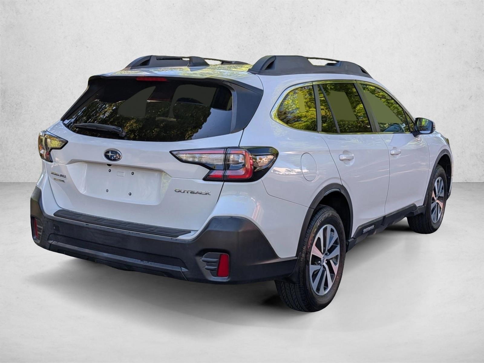 2020 Subaru Outback Premium photo 5