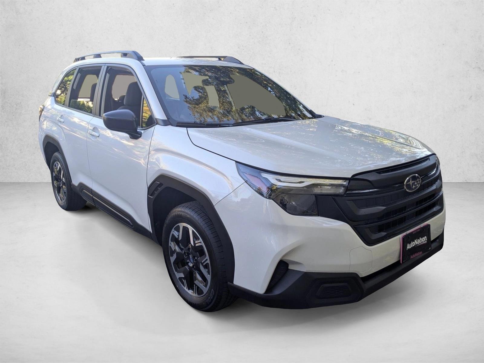 2025 Subaru Forester Base photo 3