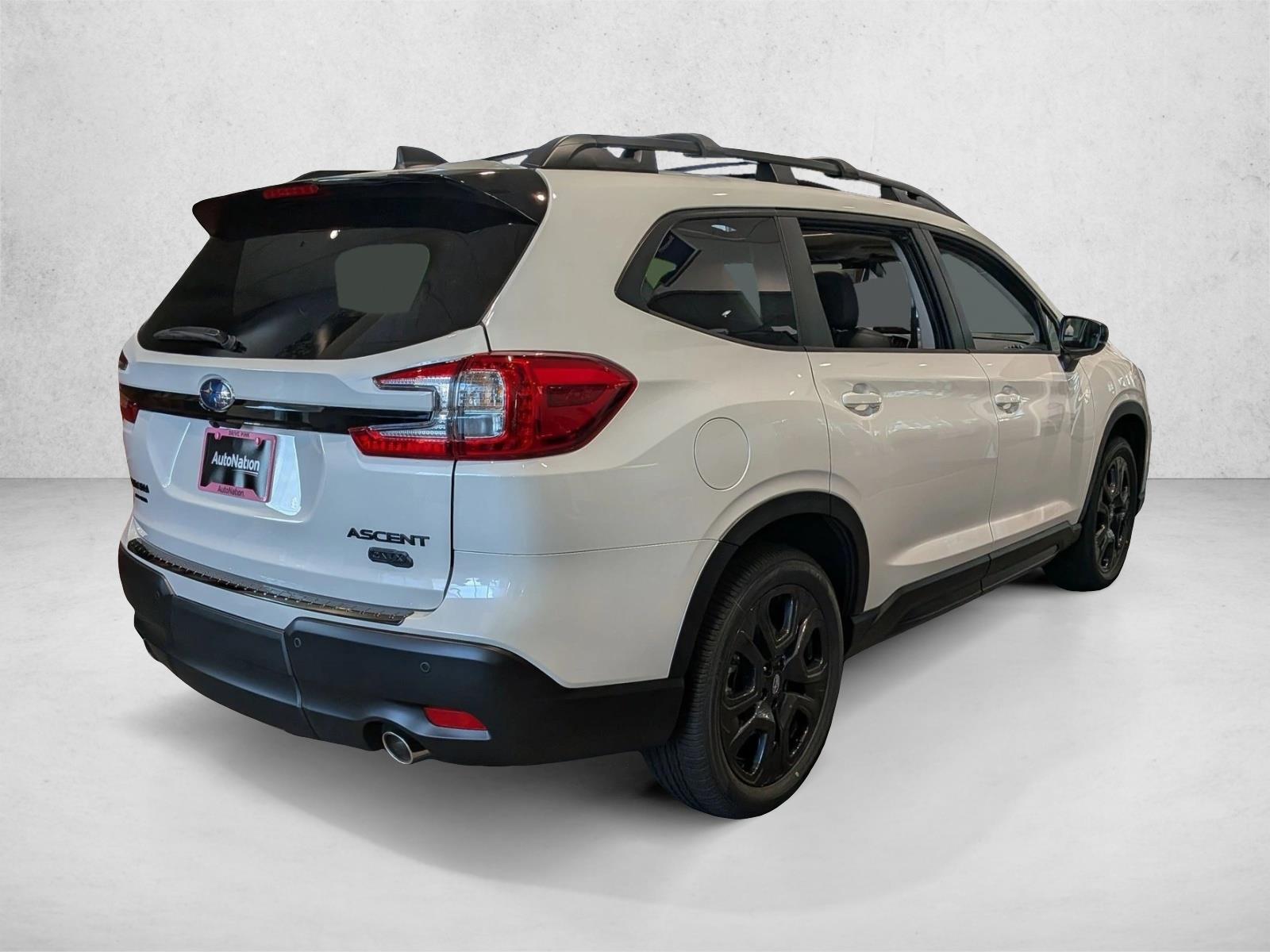 2025 Subaru Ascent Onyx Edition Touring photo 2