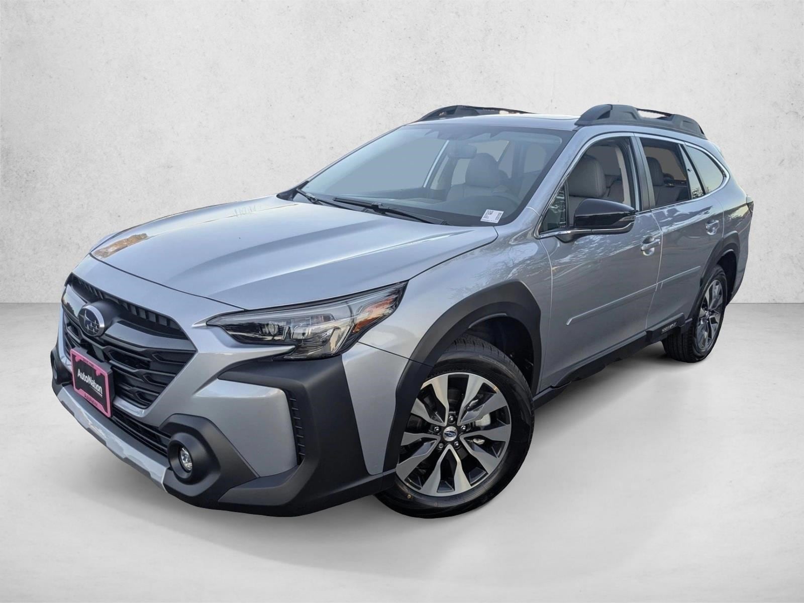 2025 Subaru Outback Limited's photo