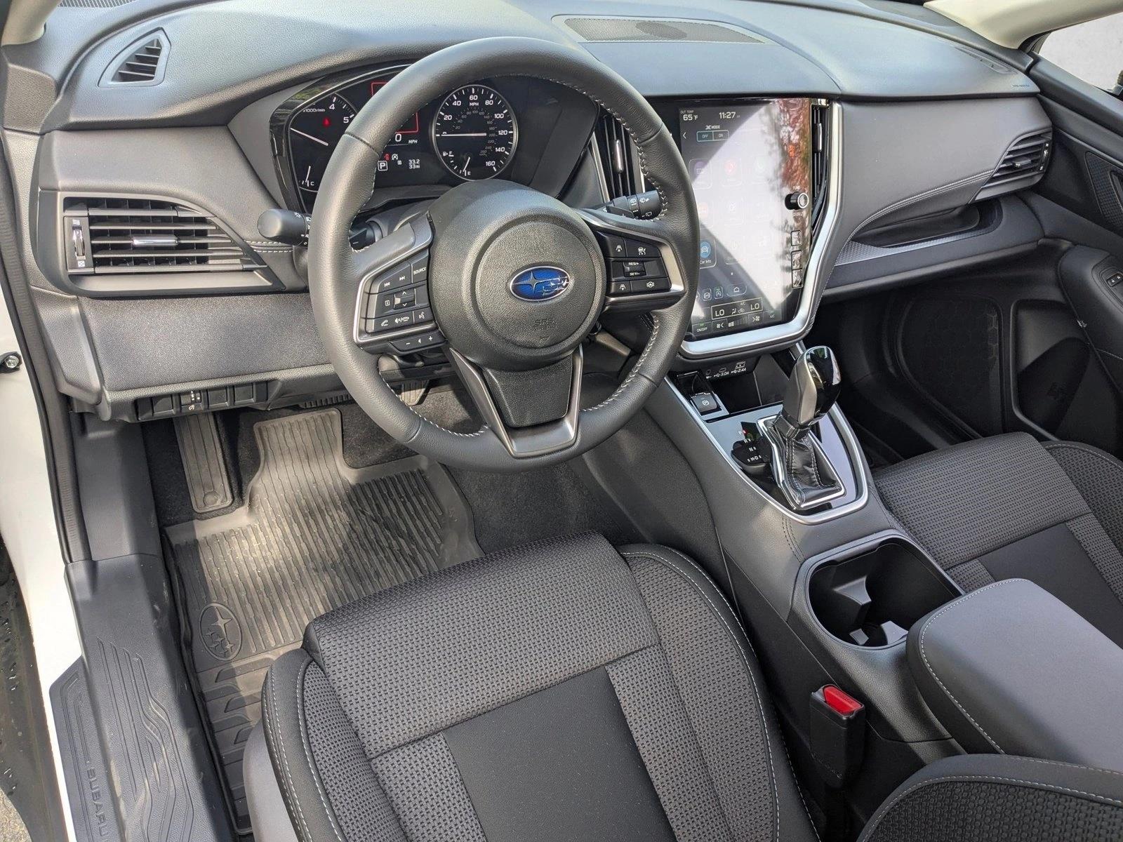 2025 Subaru Outback Premium photo 3