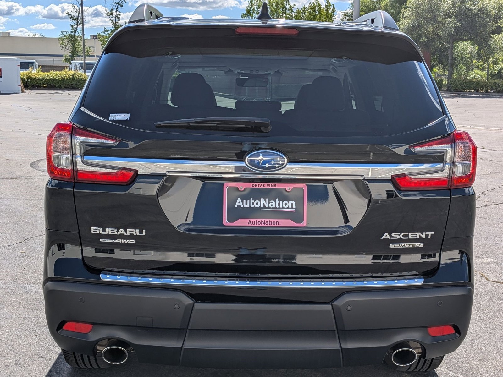 2024 Subaru Ascent Limited photo 6