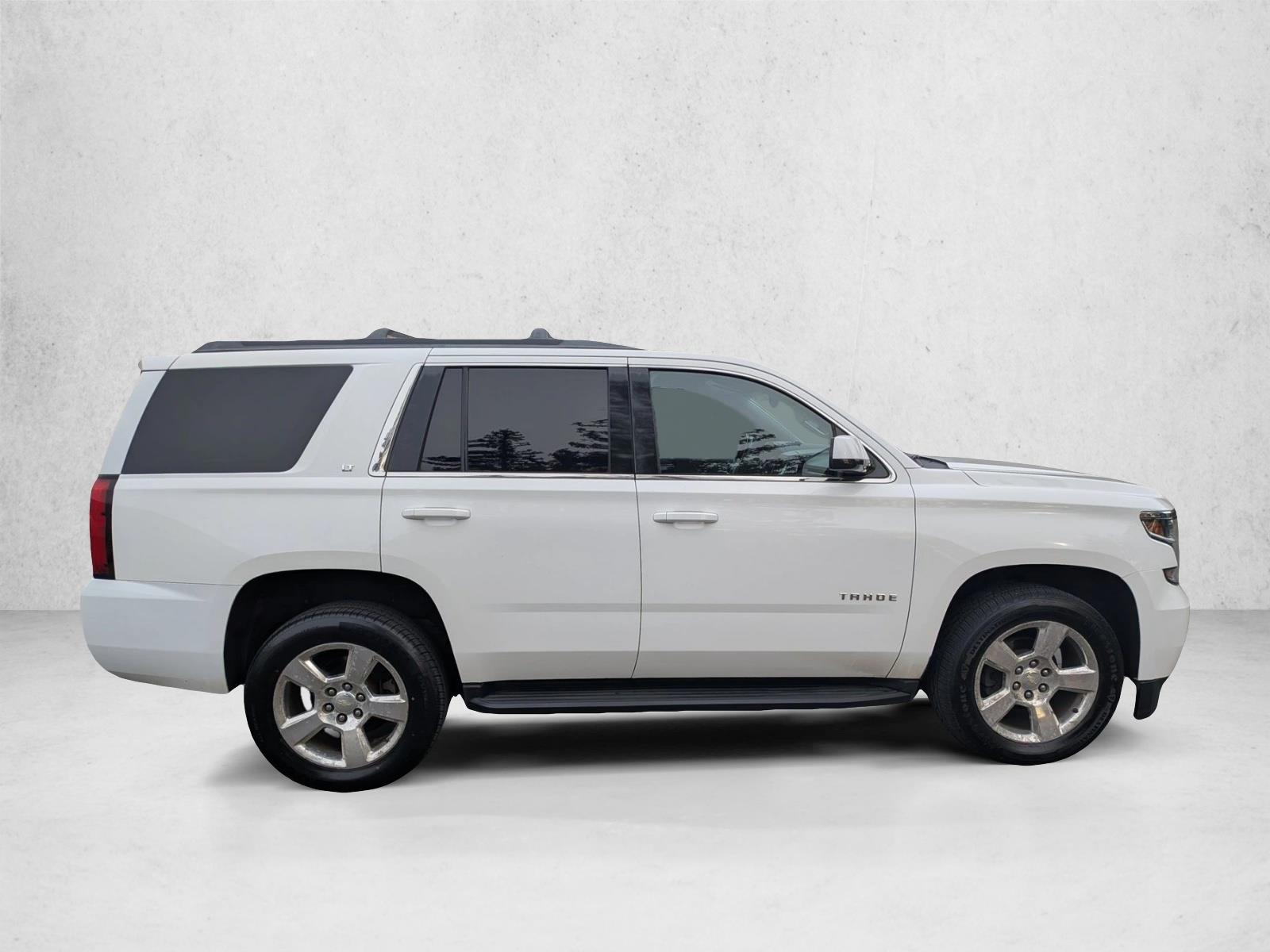 2015 Chevrolet Tahoe LT photo 2
