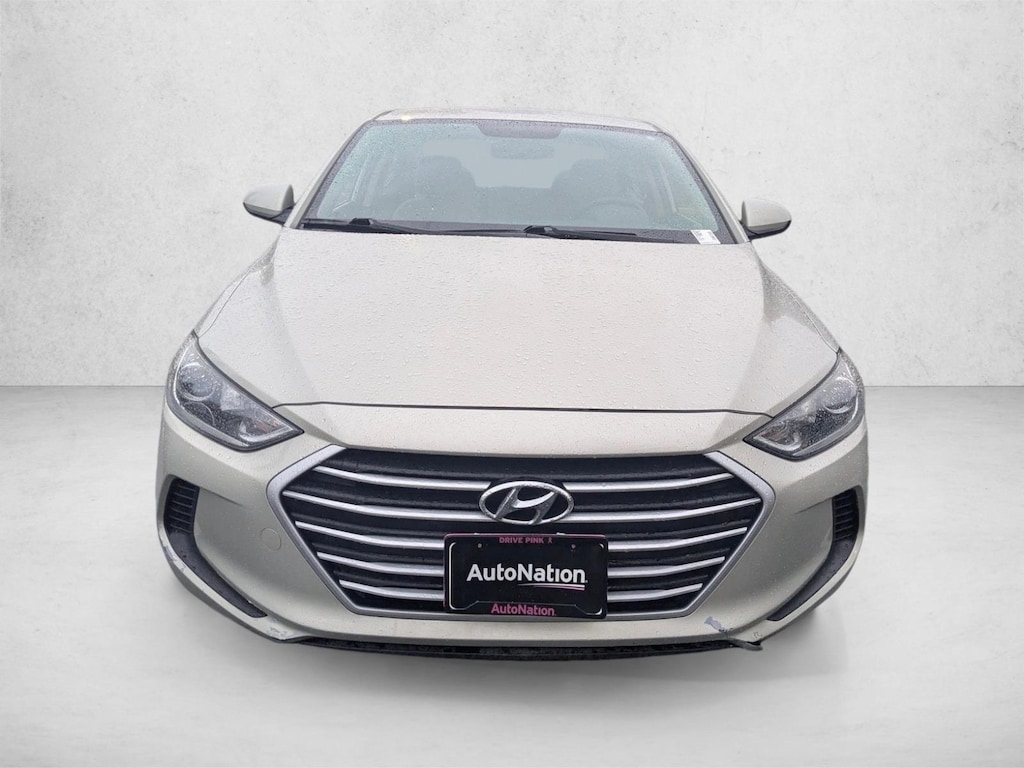Used 2018 Hyundai Elantra SE Sedan