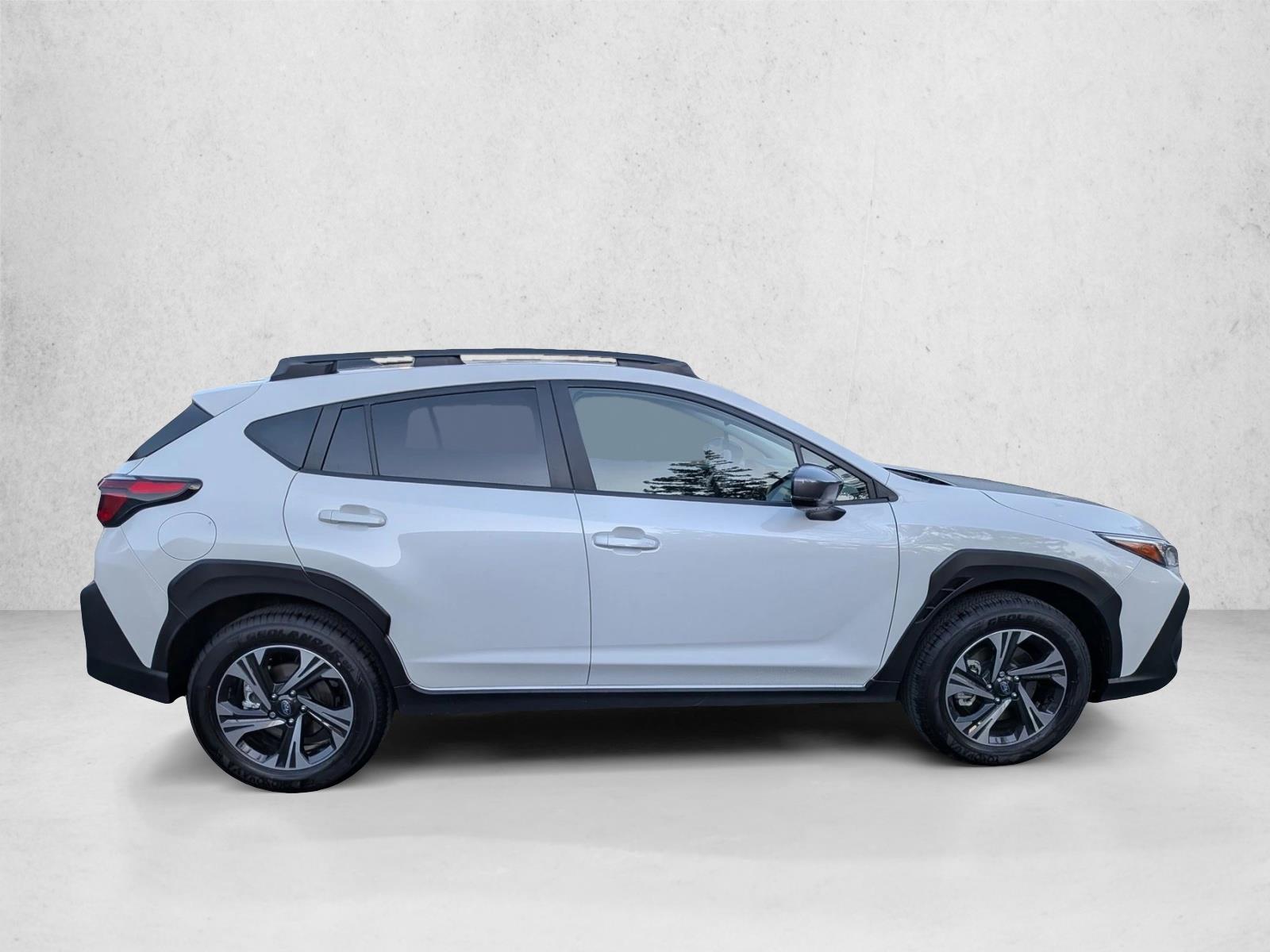 2025 Subaru Crosstrek Premium photo 4