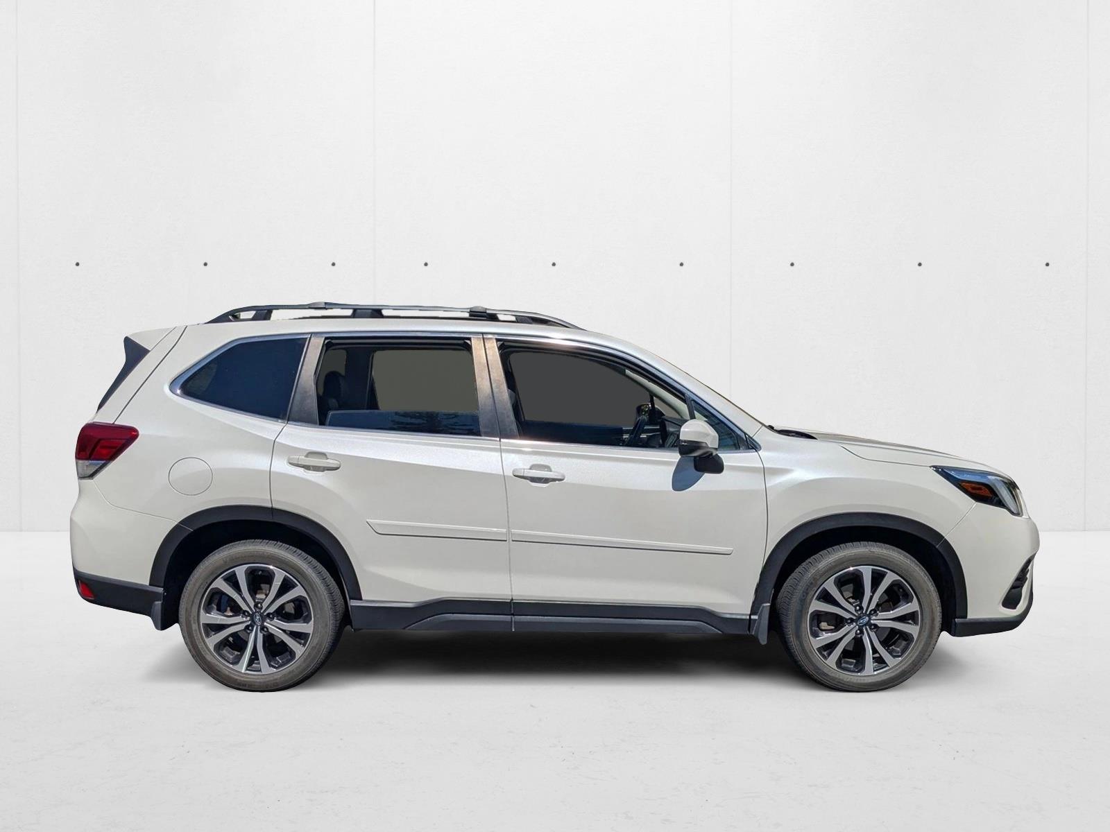 2022 Subaru Forester Limited photo 4