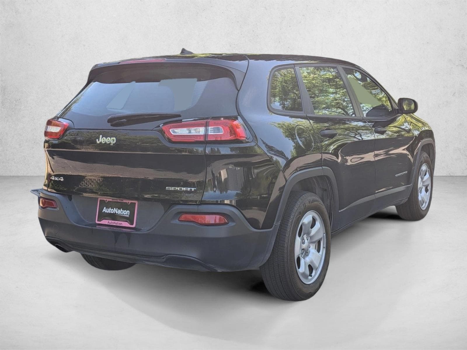 2014 Jeep Cherokee Sport photo 5