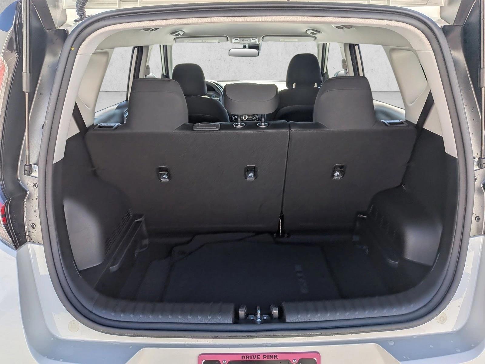 2025 Kia Soul LX photo 6
