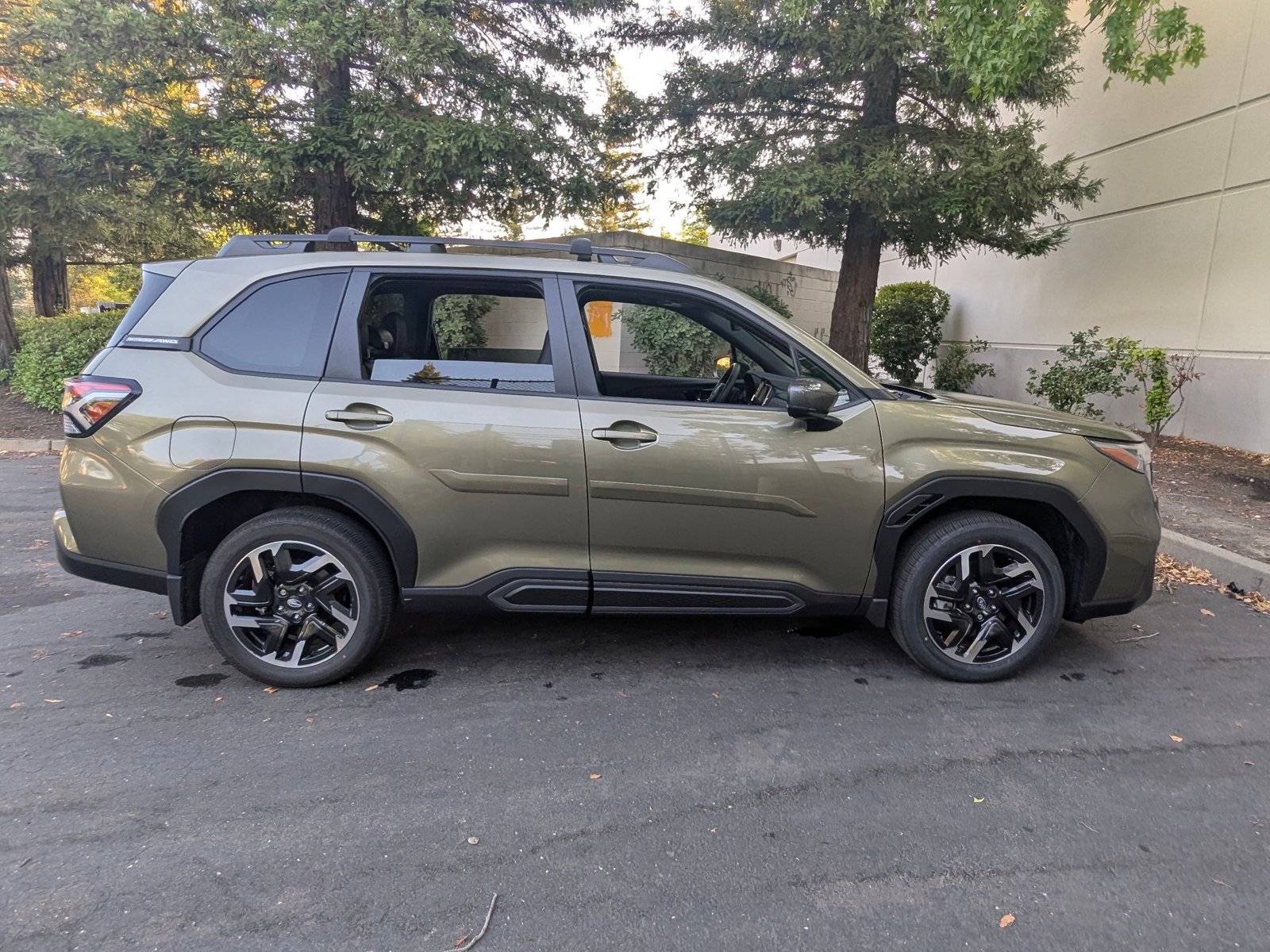 2025 Subaru Forester Limited photo 3