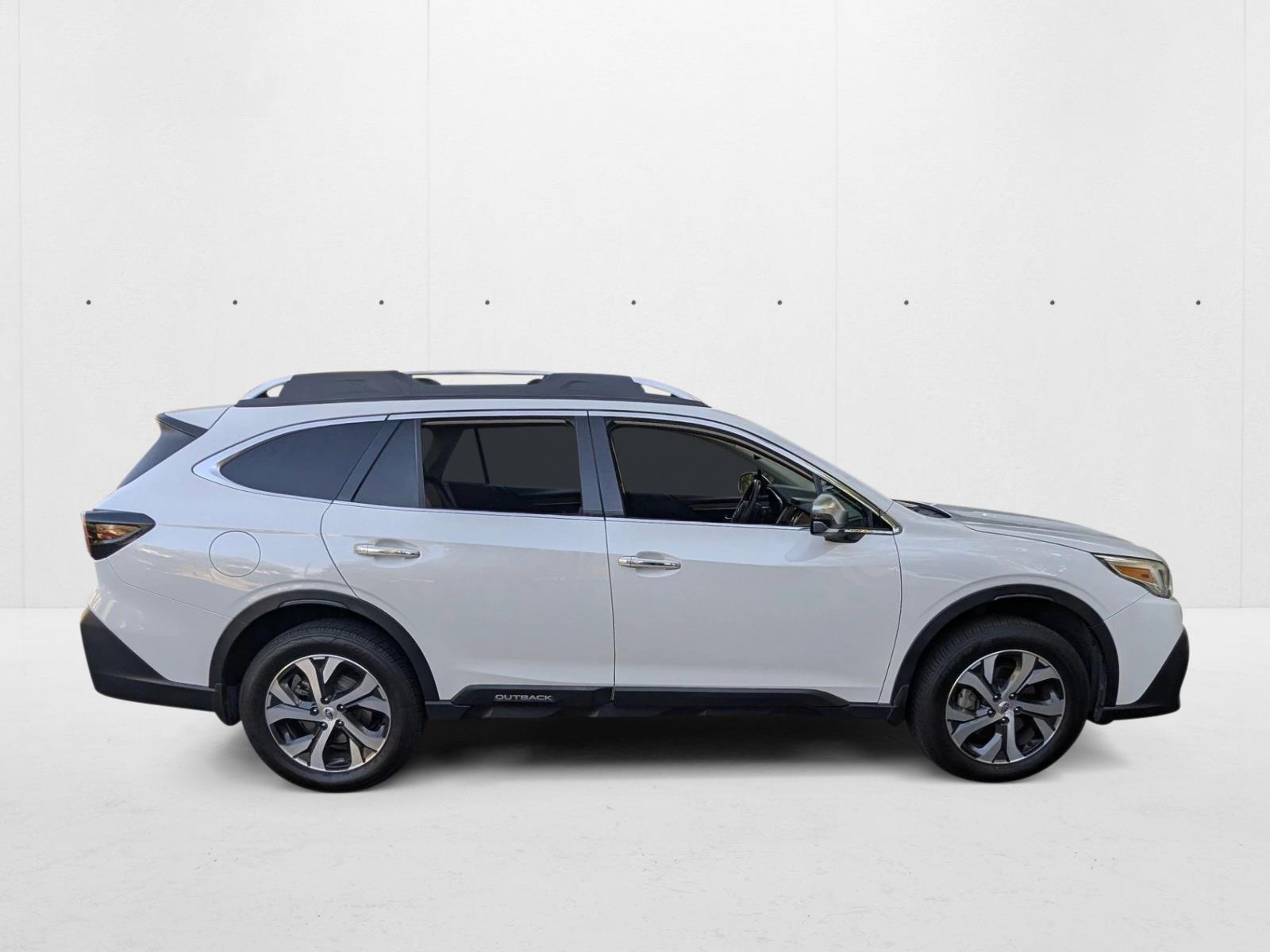 2022 Subaru Outback Touring photo 4