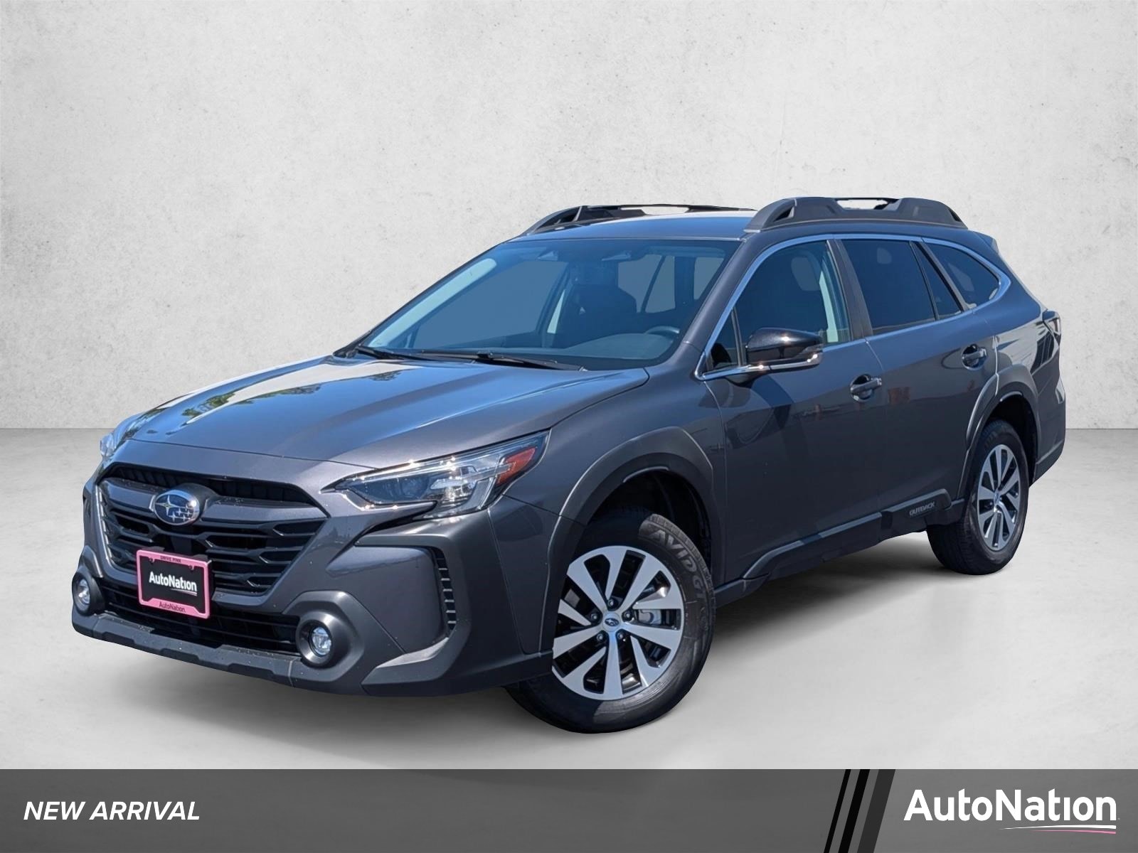 2024 Subaru Outback Premium's photo