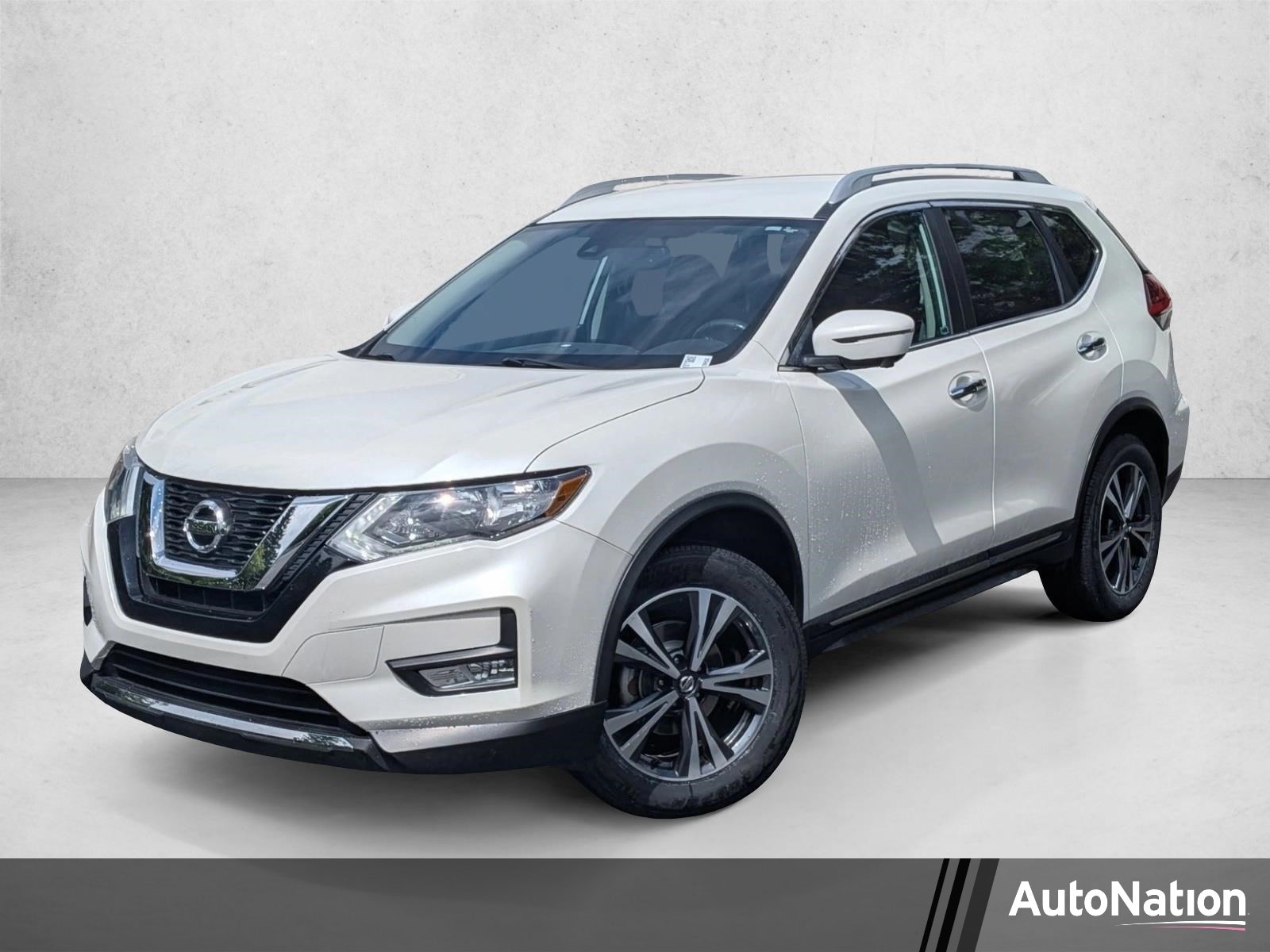 2017 Nissan Rogue SL AWD's photo