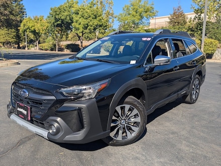 2025 Subaru Outback Touring SUV