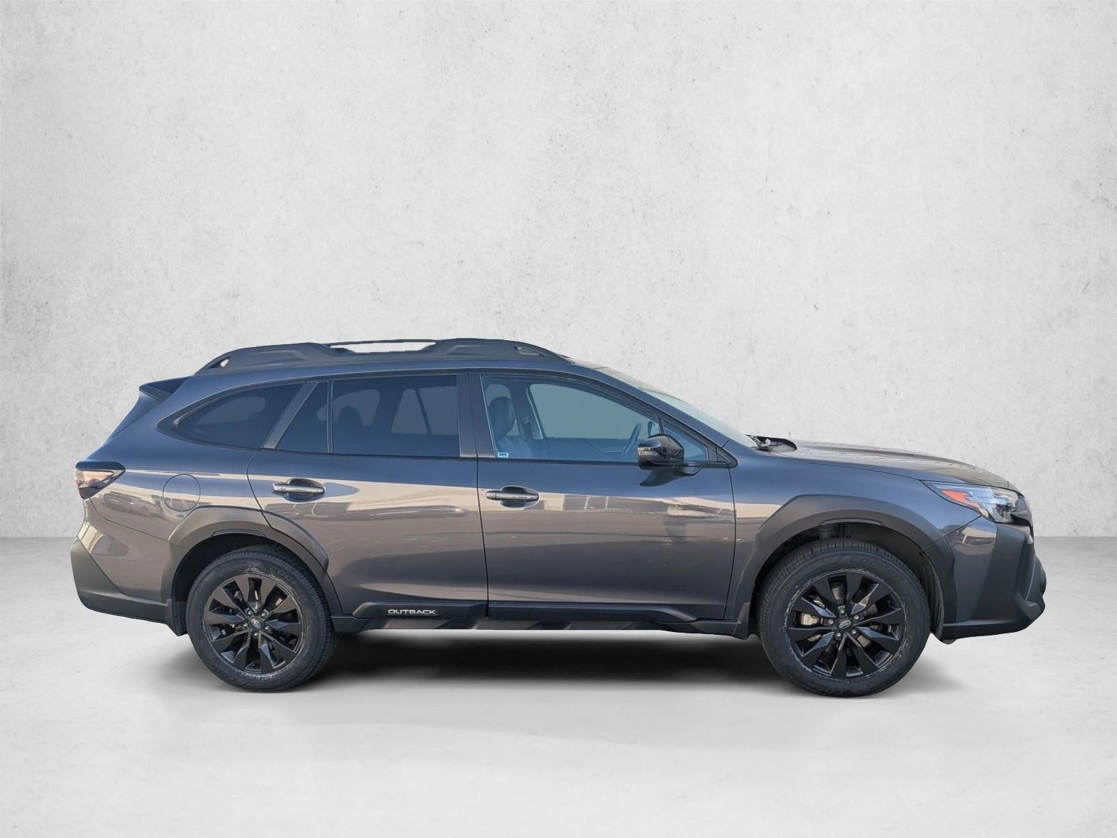 2023 Subaru Outback Onyx Edition photo 4